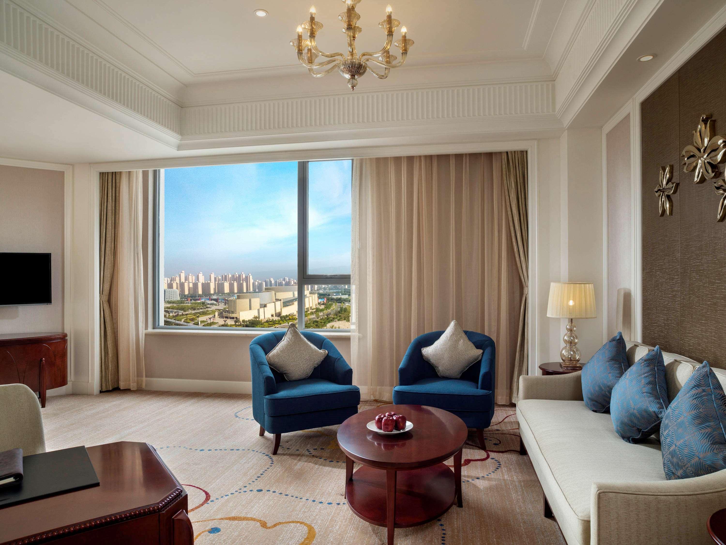 Sofitel Xining Hotell Eksteriør bilde