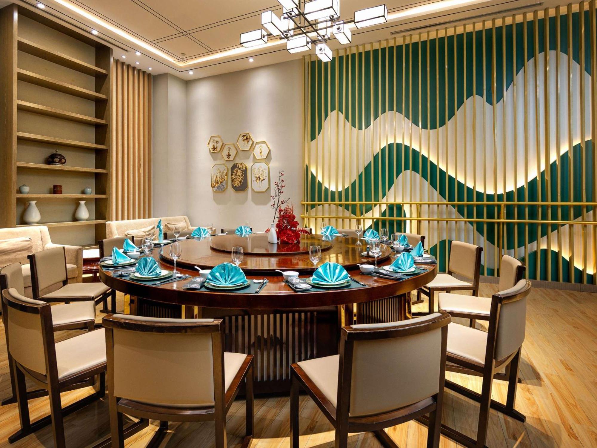 Sofitel Xining Hotell Eksteriør bilde
